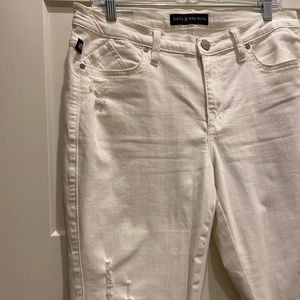 Rock & Republic White Distressed skinny jeans